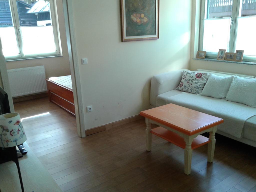 Apartment Mojstrovka With Terrace In City Center Кранска гора Екстериор снимка