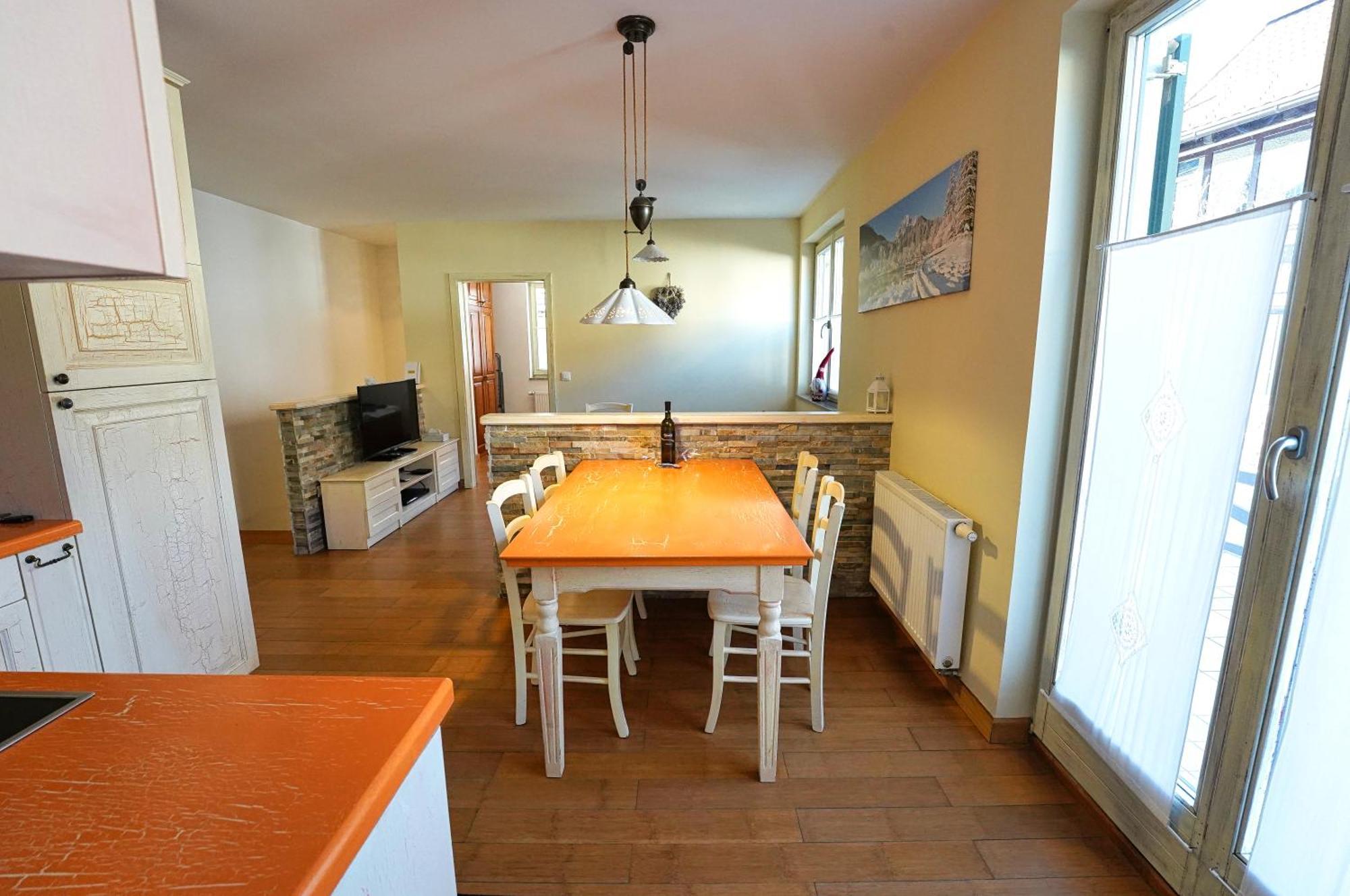 Apartment Mojstrovka With Terrace In City Center Кранска гора Екстериор снимка