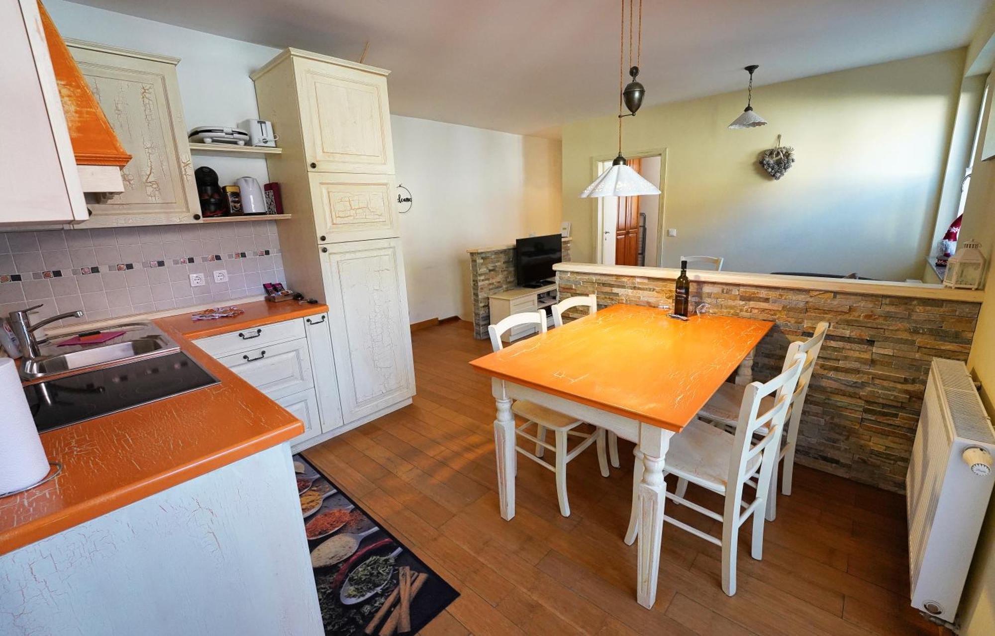 Apartment Mojstrovka With Terrace In City Center Кранска гора Екстериор снимка
