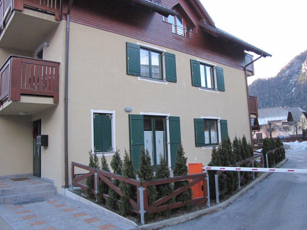 Apartment Mojstrovka With Terrace In City Center Кранска гора Стая снимка